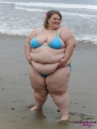 Какие сиськи тебе там нужны там сало с детьми приползло... -_-