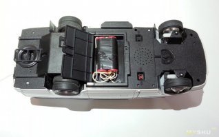 Можно подумать он что-то сам придумывает! Изучает детские книжки и игрушки СССР и патентует. Идея электрокара тоже из советских игрушек слизана!