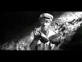 Ну почему же только Сбер ?
И другие банки тоже отличаются "дырявостью"......
Три дня назад моей матери пришла зарплата на карту Уралсиба
СМС информирование сообщило об этом.
Через несколько минут пришло вторая СМС с ТОГО ЖЕ НОМЕРА - о подозрительной активности карры, ее блокировке и предложением перейти по ссылке либо позвонить на телефонный номер.....в СМС было имя и отчество моей матери....ОТКУДА <span style='color:gray'>[мат]</span> ??????????????????????????
Мать позвонила мне - я сказал никому не звонить, сходить в банкомат
Банкомат отказался проводить операции по карте. 
Блокирована.
Мать поехала в головной Уралсиб, целый час ей рассказывали небылицы о том, что они не знают, кто и как заблокировал карту, откуда данные у мошенников, и все такое.....
Умоляли не закрывать счет......
Зарплату с карты мать снимает наличными в банкомате полностью, интернет-магазины исключены.....
Такшта....... 
пилите гири, Шура....