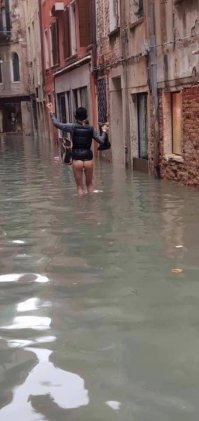 это Венеция вчера, есичо.....
.