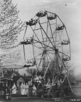 А потом праздничные гулянья!