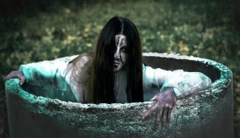 Значит... это правдаааа!
 Она не разложилась и пошла!