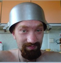 Почему как обычно пост о буржуйских пользователях? Наши что, совсем перевелись? Вот откопал 2007 год =)))