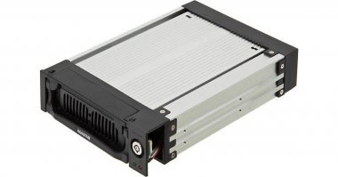 из своего опыта. Купите мобил рек с ключом. 
ни одна баба туда не полезет, да на ключ запирается.