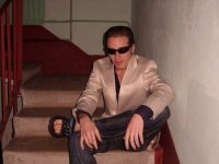 Без носков "низачёт".