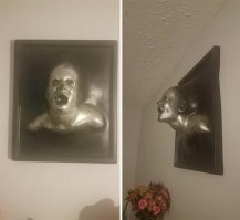 сразу два фильма напомнила картинка