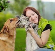 Умница Мастер! И человек, видимо, добрый - такую красоту с чёрной душой не создашь. И своих питомцев, судя по фоточкам, любит :)