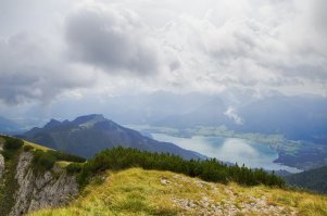 Очень красивая подборка, спасибо! А горы, это вообще - улёт :) Для себя я уже давно поняла, что "...лучше гор могут быть только горы, на которых ещё не бывал.."
Добавлю от себя красивое атмосферное место в Австрии - Шафберг.
