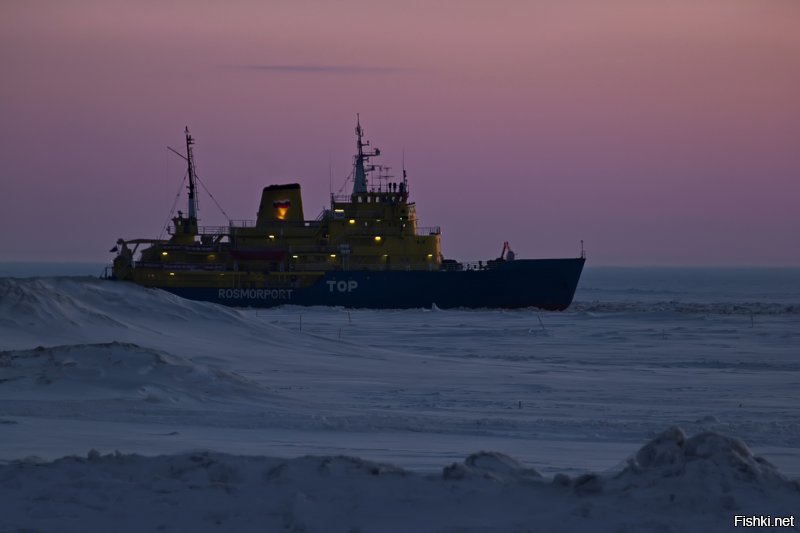 Бованенково - Обская пару раз катался.
В Сабетте Ямал СПГ строил, в Харасавэе был в августе-сентябре\
фоты в последовательности Бованки-Сабетта-Харасавэй по 2шт