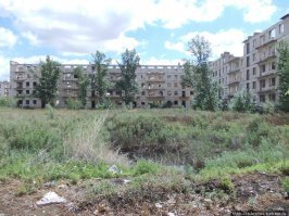 Город Аркалык в Казахстане. На поезде лет двадцать назад пару раз мимо проезжал. Там ещё памятник Ленину на площади в то время стоял.