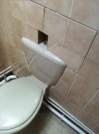 Я прикидываю масштаб той камасутры, которая обрушится на владельца сего трона, в тот чёрный день, когда настанет пора менять/чистить/перебирать арматуру в бачке.