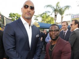 Дуэйн Джонсон, рост - 1,96 м
Кевин Харт, рост - 1,63 м