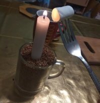 я думаю если греть метал возле сосиски то прогреется лучше, так как тепло по металлу зубьев пойдет, а не вверх на 90% как сейчас.