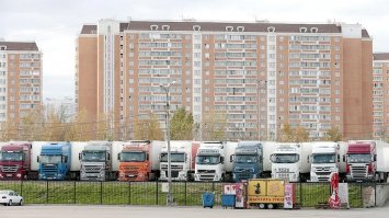 наконец то, а то приезжаю во двор, машину поставить негде