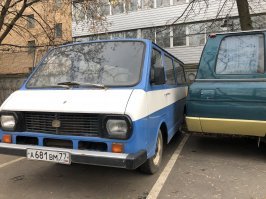 На продажу выставили редчайший микроавтобус ЗИЛ-3207