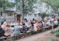 такое и раньше было редкостью. сейчас, более чем уверен, просто искорено....новый мир поставил в правило "каждый сам за себя, остальные тебе - чужие, как минимум...." ну и т.д.