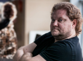 Кстати,это не Тарасова сказала,а вот эта мразь Денис Панкратов