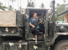 Пулемет грозный - но не снаряженный...