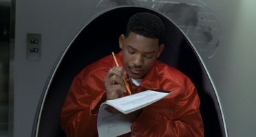 Mercedes из 80-х превратили в крутую комнату для переговоров