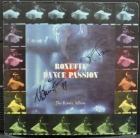 приезжали к нам на гастроли - я у них автограф взял на винилку