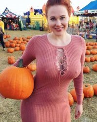 Ну, я все же старался, чтоб в моей подборке резко преобладали натуральные рыжики.

.