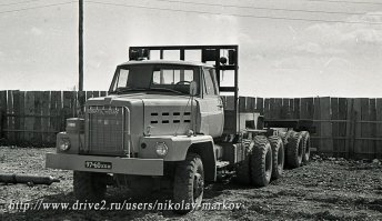 Автор рассказал только про европейских производителей, а ведь были закуплены тысячи японских Mitsubishi-Fuso и Komatsu-Nissan.