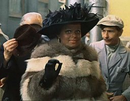 Интересно , онА это видела ....