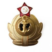 Кокарда из СССР. У вас была такая? Знаете, что она символизирует?