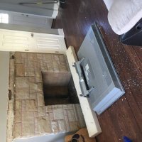 Тут надо жалеть о том, что мозга нет у того, кто так решил закрепить аппарат.