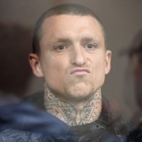 Или лавры Мамаева....Разрисованные чипушилы, склонны на скандальчиках пиариться! Смотреть противно!