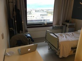 Вид из окна ( печально но я вижу свой дом до которого всего 2 км (