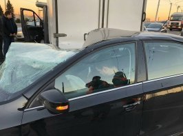 Авария дня. Молодой парень погиб в Петербурге