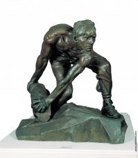 Трехлетняя китаянка повредила в автосалоне Audi 10 машин на 1,8 миллиона рублей