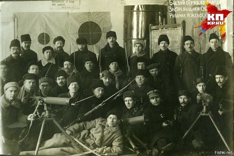 Ну а другого объяснения, как, насчитывающая всего 4000 активных членов партии,в феврале, большевики, к лету 1917 года, имели 100000 красногвардейцев. вооружённых и не плохо вооружённых.