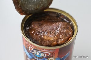 Вот Белорусская тушенка.Это-кусок мяса в банке.