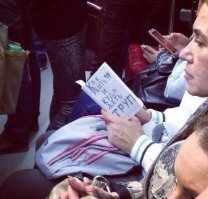 Девушки, которые любят читать