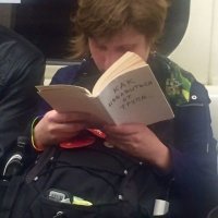 Девушки, которые любят читать