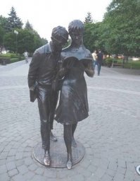 Девушки, которые любят читать