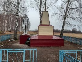 у нас так не давно памятник отреставрировали)))