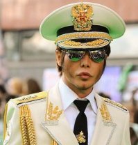 Воины бывают очень даже хорошенькими...