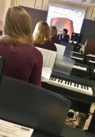 У автора с математикой плохо
Судя по сердцевинам - это трипл


Автор, пара - это два. Тут 3 человека