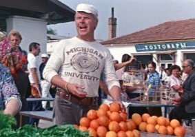 Кому апельсинчики, кому витаминчики