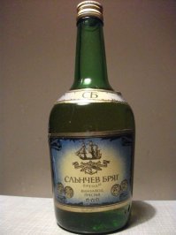 А уж какого качества бухло в ларьках продавалось- песня!  Помню, блевал с этого пойла несколько часов подряд. 
Золотые времена...