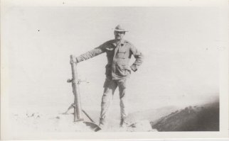 Спасибо! И Вашим уважуха! Воины в пяти поколениях-это не баран чихнул!