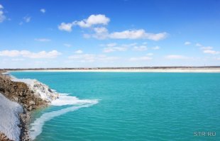 Дык пожалуйста: Башкирия, г.Стерлитамак, очистные сооружения ОАО "Сода". Чем не Мальдивы, такой воздух исключительный, особенно по утрам...