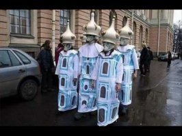 Газовый мир: 25 исторических фото, в которых присутствует противогаз