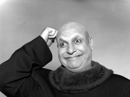 Два друга уже 50 лет обмениваются одной и той же рождественской открыткой