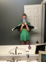 Даже не знаю, кто мне тут больше поднял настроение: котик или кошечка? )