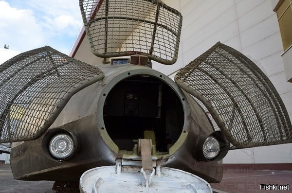 БТР-60. Первый в мире серийный четырёхосный бронетранспортёр