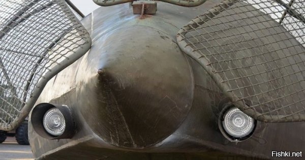 БТР-60. Первый в мире серийный четырёхосный бронетранспортёр